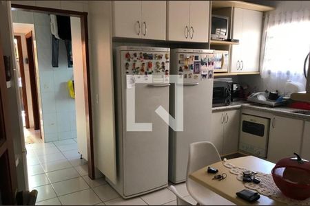 Casa à venda com 3 quartos, 250m² em Jardim Utinga, Santo André