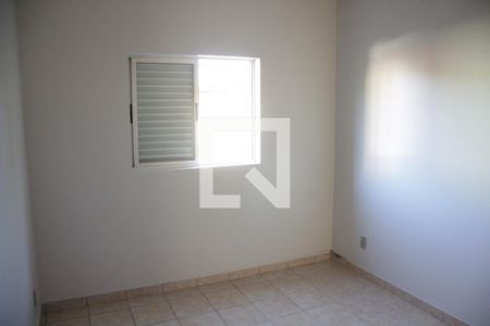 Quarto 2 de apartamento para alugar com 3 quartos, 79m² em Santa Mônica, Uberlândia