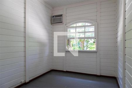 Casa à venda com 3 quartos, 255m² em Vargem Grande, Rio de Janeiro