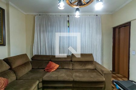 Sala de TV de casa à venda com 3 quartos, 300m² em Taboão, São Bernardo do Campo