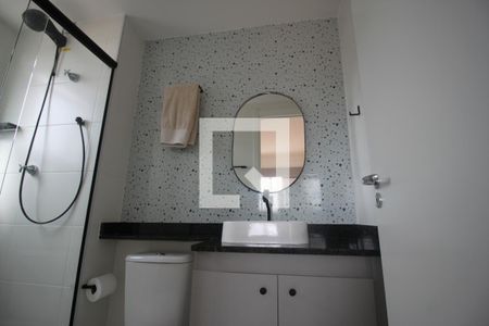 Banheiro de apartamento à venda com 1 quarto, 29m² em Jardim Cidália, São Paulo