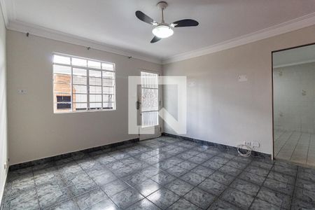 Sala de casa à venda com 2 quartos, 120m² em Vila Liviero, São Paulo