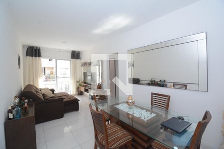 Sala de apartamento para alugar com 2 quartos, 70m² em Praça Seca, Rio de Janeiro