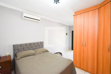 Suíte 1 de casa para alugar com 3 quartos, 224m² em Vila Gustavo, São Paulo