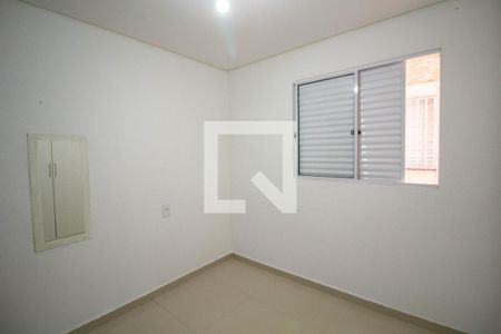 Quarto 1 de apartamento para alugar com 2 quartos, 40m² em Jardim Helena, São Paulo