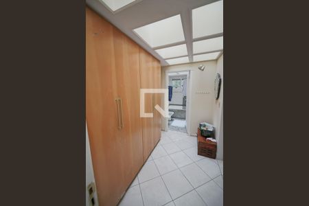 Casa à venda com 596m², 4 quartos e 10 vagas Casa à venda com 596m², 4 quartos e 10 vagasSuite 2 Quarto 4