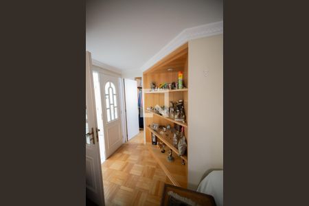 Casa à venda com 596m², 4 quartos e 10 vagas Casa à venda com 596m², 4 quartos e 10 vagasSuite 1