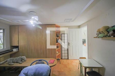 Casa à venda com 596m², 4 quartos e 10 vagas Casa à venda com 596m², 4 quartos e 10 vagasSuite 2 Quarto 4