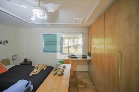 Casa à venda com 596m², 4 quartos e 10 vagas Casa à venda com 596m², 4 quartos e 10 vagasSuite 2 Quarto 4