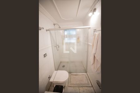 Casa à venda com 596m², 4 quartos e 10 vagas Casa à venda com 596m², 4 quartos e 10 vagasBanheiro Social