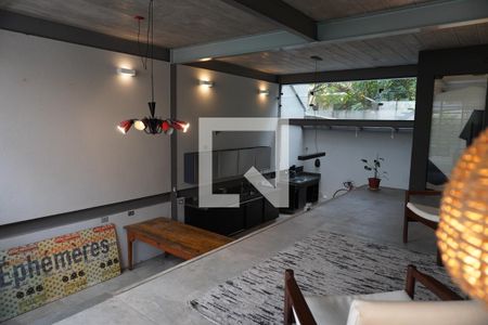 Casa de condomínio à venda com 140m², 1 quarto e 1 vagaSala