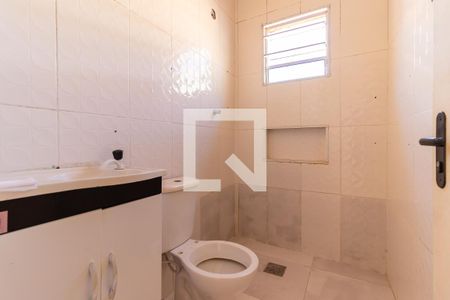 Banheiro de casa à venda com 1 quarto, 100m² em Vila Vessoni, São Paulo