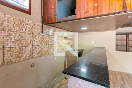 Sala/Cozinha de casa para alugar com 1 quarto, 40m² em Sagrada Família, Belo Horizonte