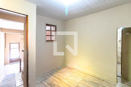 Quarto de casa para alugar com 1 quarto, 40m² em Sagrada Família, Belo Horizonte