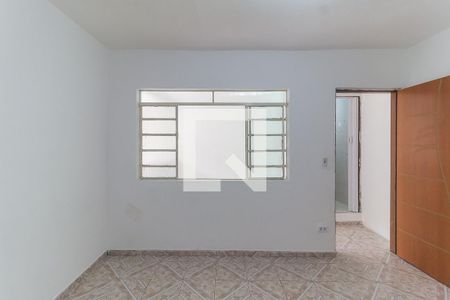 Quarto  de casa para alugar com 1 quarto, 60m² em Vila Cleto, Poá