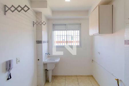 Sala Cozinha e Área de Serviço  Integrada  de apartamento à venda com 2 quartos, 40m² em Vila Nhocuné, São Paulo