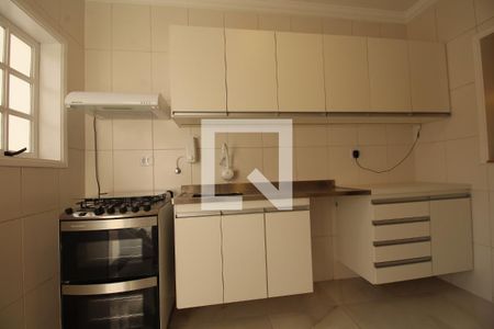 Cozinha de casa de condomínio à venda com 3 quartos, 108m² em Jardim Leonor Mendes de Barros, São Paulo