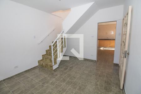Sala de casa à venda com 3 quartos, 110m² em Vila Ivone, São Paulo