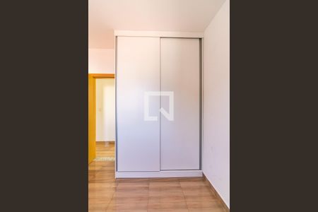 Quarto 1 de apartamento à venda com 4 quartos, 151m² em Santa Rosa, Belo Horizonte