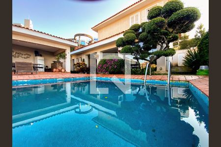 Piscina de casa à venda com 3 quartos, 350m² em São Bento, Belo Horizonte