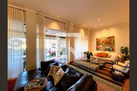 Sala de casa à venda com 3 quartos, 350m² em São Bento, Belo Horizonte