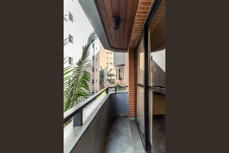 Varanda de apartamento para alugar com 4 quartos, 190m² em Higienópolis, São Paulo