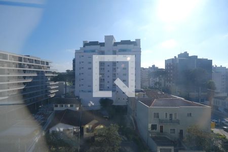 Vista de kitnet/studio para alugar com 1 quarto, 28m² em Juvevê, Curitiba