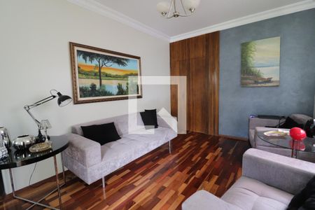 Sala de casa para alugar com 4 quartos, 300m² em Centro, Uberlândia