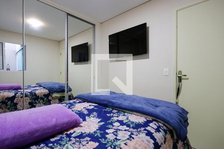 Quarto 1 de casa de condomínio para alugar com 2 quartos, 47m² em Vila Mariza Mazzei, São Paulo