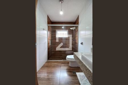 Casa à venda com 180m², 3 quartos e 3 vagas Casa à venda com 180m², 3 quartos e 3 vagasBanheiro