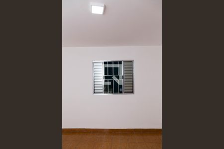 Quarto de casa para alugar com 1 quarto, 30m² em Canhema, Diadema