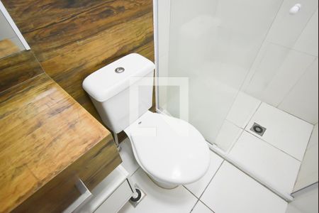 Apartamento à venda com 66m², 3 quartos e 1 vaga Apartamento à venda com 66m², 3 quartos e 1 vagaBanheiro corredor