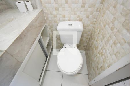 Apartamento à venda com 66m², 3 quartos e 1 vaga Apartamento à venda com 66m², 3 quartos e 1 vagaBanheiro da Suíte