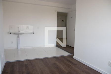 Sala e Cozinha de apartamento à venda com 2 quartos, 43m² em Vila Sabrina, São Paulo