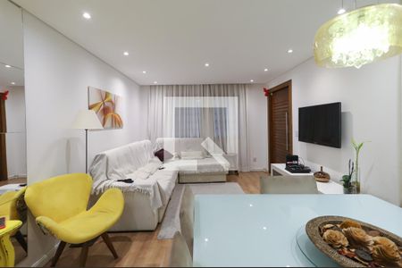 Sala de casa à venda com 2 quartos, 120m² em Vila Ester (zona Norte), São Paulo