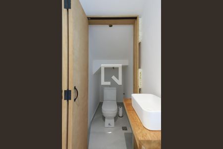 Lavabo de casa à venda com 2 quartos, 120m² em Vila Ester (zona Norte), São Paulo