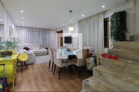 Sala de casa à venda com 2 quartos, 120m² em Vila Ester (zona Norte), São Paulo