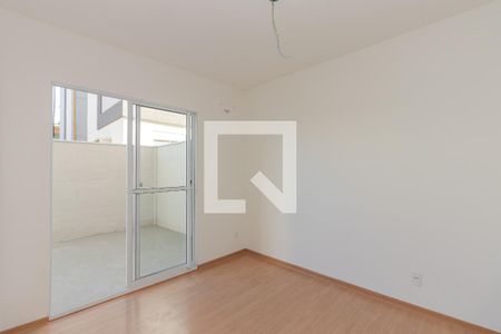 Quarto 2 de apartamento para alugar com 2 quartos, 41m² em Rubem Berta, Porto Alegre