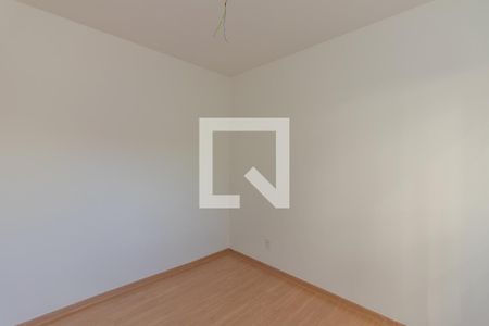 Quarto 1 de apartamento para alugar com 2 quartos, 41m² em Rubem Berta, Porto Alegre