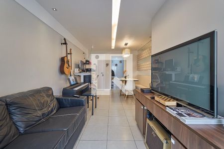 Apartamento à venda com 66m², 2 quartos e 1 vagaSala