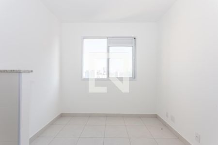 Sala de apartamento para alugar com 2 quartos, 32m² em Parque Fongaro, São Paulo