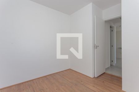 Quarto 1 de apartamento para alugar com 2 quartos, 32m² em Parque Fongaro, São Paulo