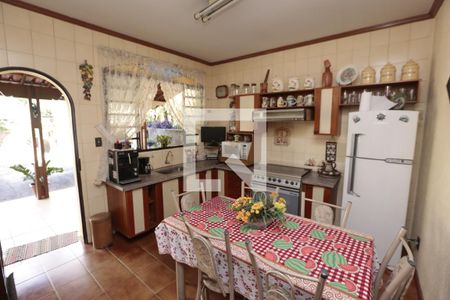 Cozinha de casa à venda com 4 quartos, 218m² em Eldorado, Contagem