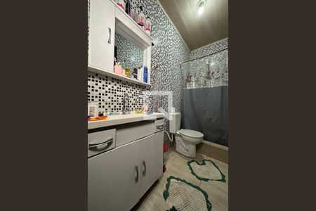 Banheiro de casa à venda com 3 quartos, 120m² em Scharlau, São Leopoldo