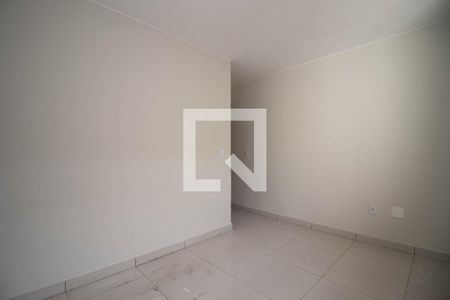 Quarto 1 de apartamento para alugar com 2 quartos, 40m² em Guará Ii, Brasília