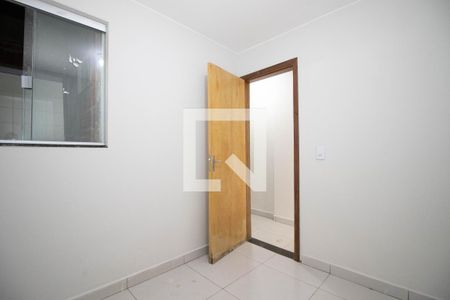 Quarto 2 de apartamento para alugar com 2 quartos, 40m² em Guará Ii, Brasília