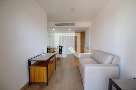 Sala de apartamento para alugar com 1 quarto, 45m² em Pinheiros, São Paulo