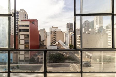 Varanda de kitnet/studio para alugar com 1 quarto, 36m² em Vila Buarque, São Paulo