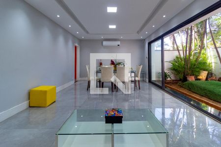 Sala de casa à venda com 4 quartos, 220m² em Brooklin Paulista, São Paulo