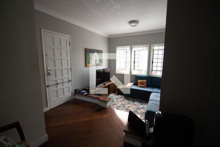 Sala de casa à venda com 3 quartos, 134m² em Jardim do Carmo, São Paulo